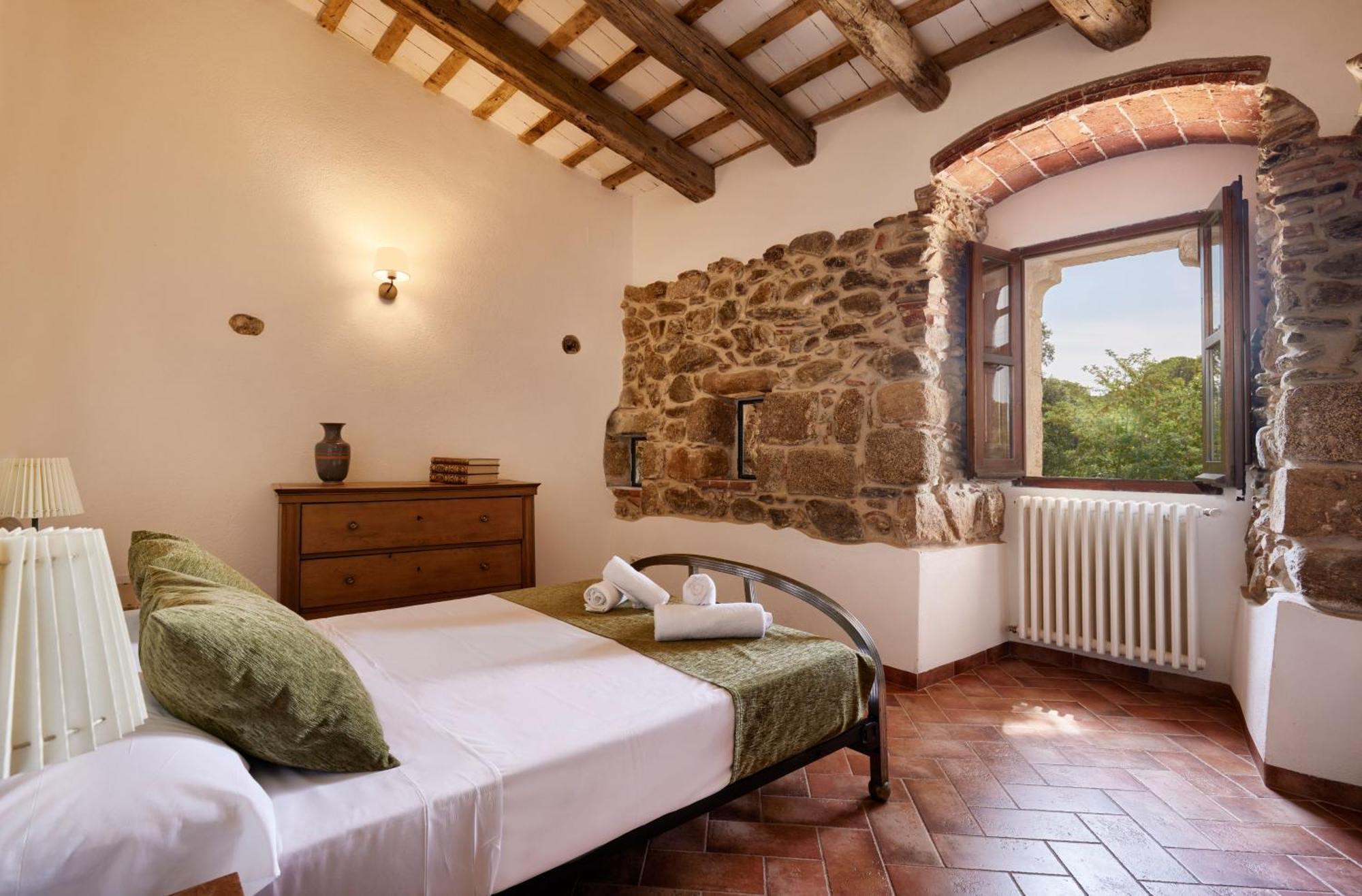 Masia Torre Lloreta S.XIII Calonge  Luaran gambar